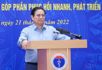 THỦ TƯỚNG PHẠM MINH CHÍNH: Đặt tính mạng, sức khỏe của nhân dân lên trên hết, trước hết