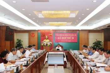 Cảnh cáo Ban Thường vụ Đảng ủy Viện Hàn lâm Khoa học xã hội Việt Nam