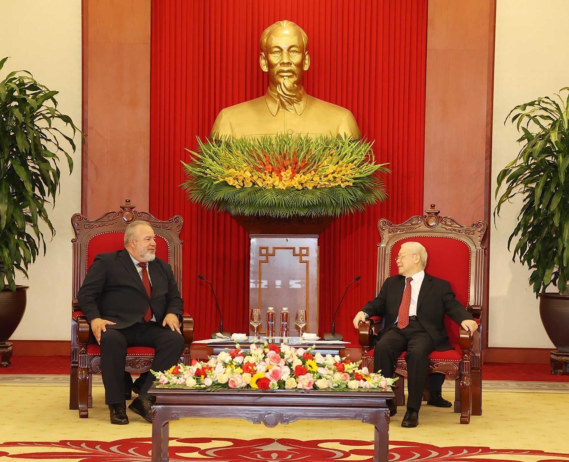 VIỆT NAM - CUBA: Thực hiện hiệu quả các thỏa thuận hợp tác, cùng giúp đỡ lẫn nhau