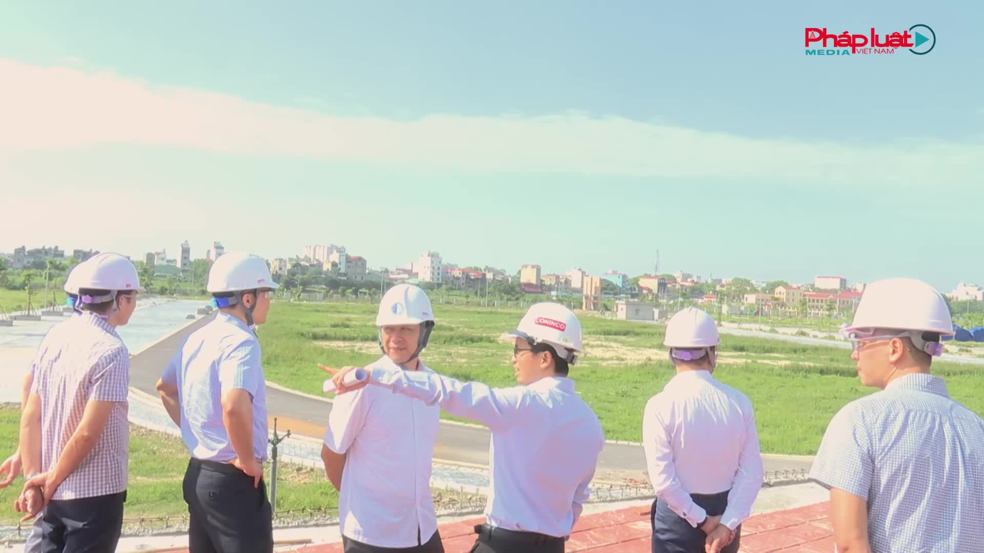 Đoàn công tác của Bộ Tư pháp kiểm tra tình hình, tiến độ triển khai dự án Đầu tư xây dựng Cơ sở 2 Trường Đại học Luật Hà Nội